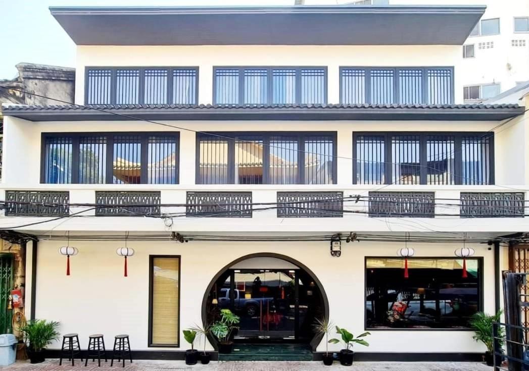 Caiyong Hometel & Cafe'S Studio Bangkok Exteriér fotografie